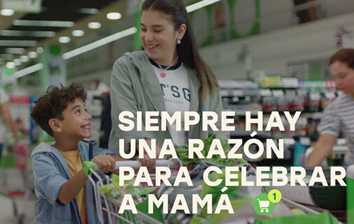 CELEBRA A MAMA | TOTTUS
