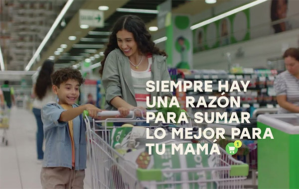 BUSCANDO REGALO PARA TU MAMA | TOTTUS